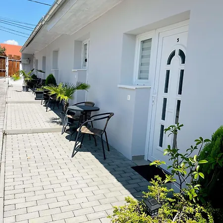 Pensjonat Maul - Lator Vendeghaz 3*